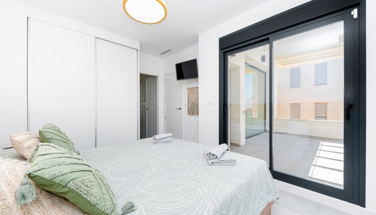 Reventa - Chalet - Los Montesinos - LOS MONTESINOS