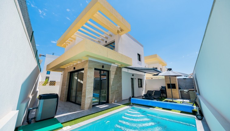 Reventa - Chalet - Los Montesinos - LOS MONTESINOS