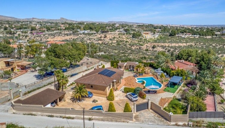 Jälleenmyynti - Country estate - Crevillente