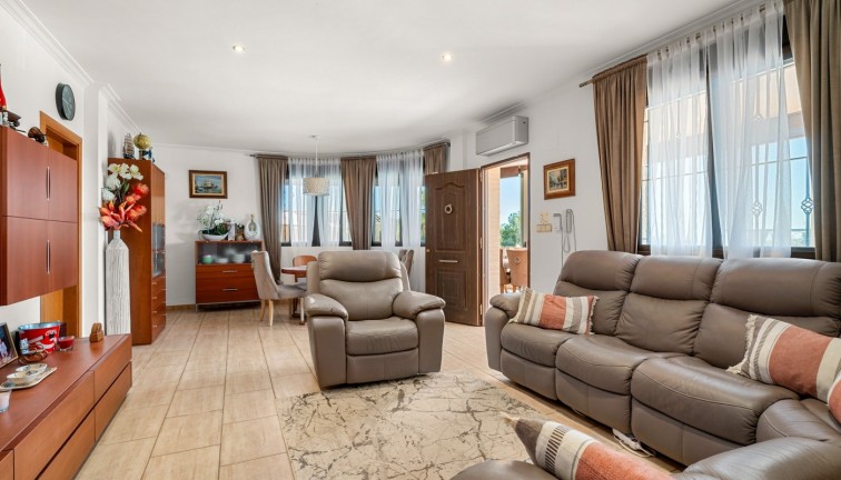 Jälleenmyynti - Country estate - Crevillente