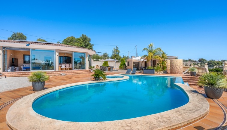 Jälleenmyynti - Country estate - Crevillente