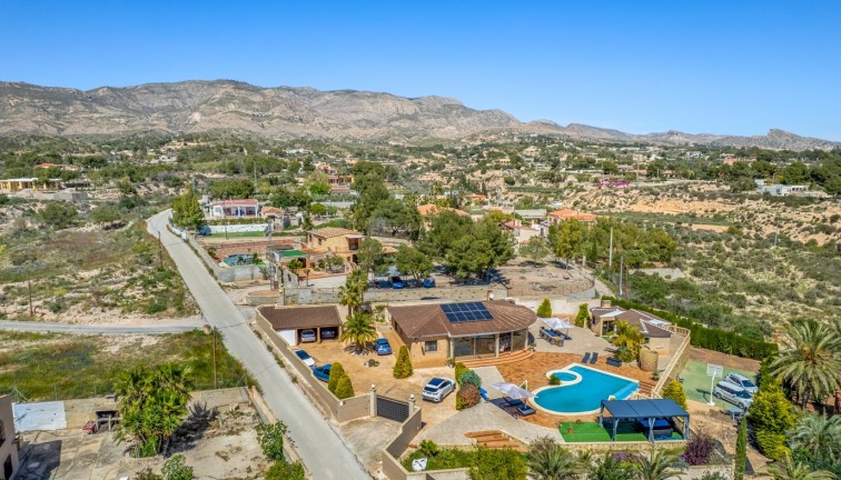 Jälleenmyynti - Country estate - Crevillente
