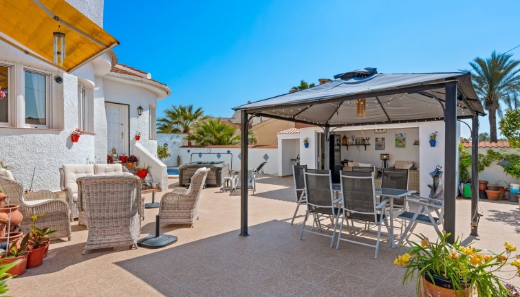 Resale - Chalet - Ciudad quesada - Rojales