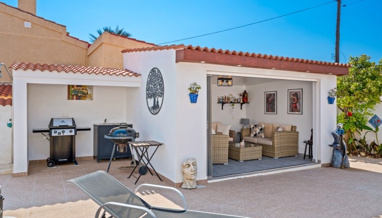 Resale - Chalet - Ciudad quesada - Rojales