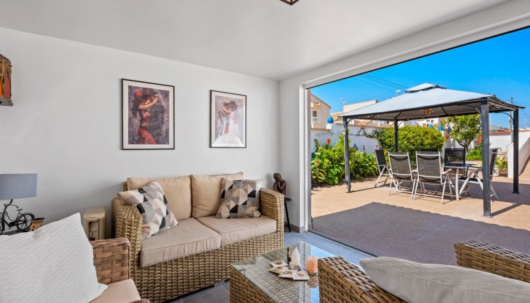 Resale - Chalet - Ciudad quesada - Rojales