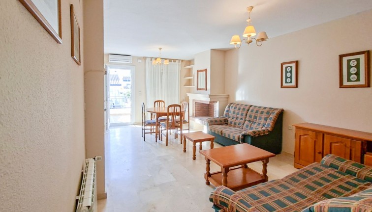 Resale - Semi-Detached - Villamartín