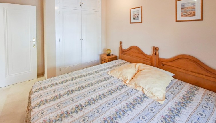 Resale - Semi-Detached - Villamartín