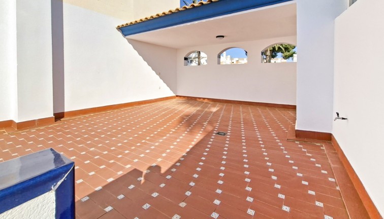 Resale - Semi-Detached - Villamartín