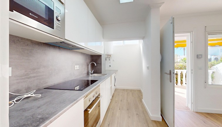 Resale - Bungalow - Orihuela Costa - Villamartín