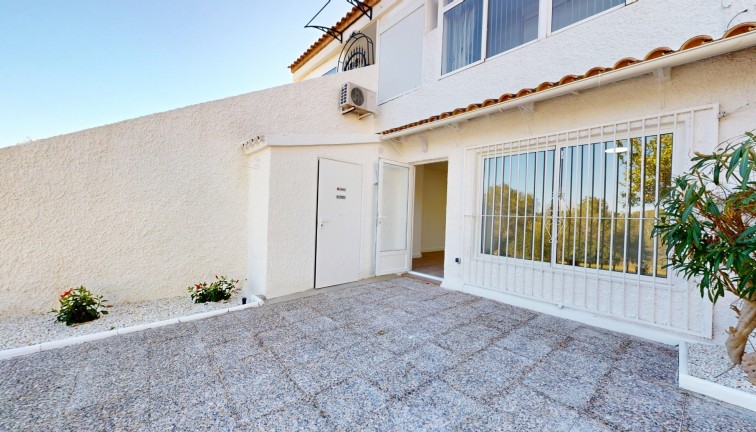 Resale - Bungalow - Orihuela Costa - Villamartín