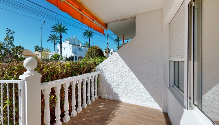 Resale - Bungalow - Orihuela Costa - Villamartín