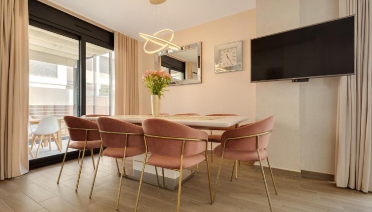 Resale - Chalet - Torrevieja