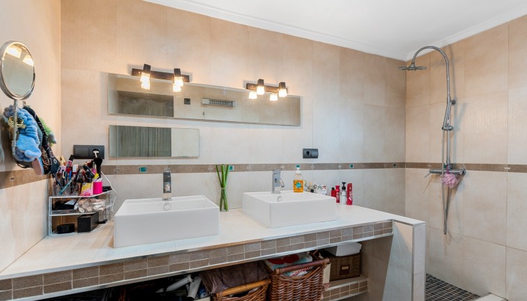 Resale - Chalet - Ciudad quesada - Ciudad Quesada - Rojales