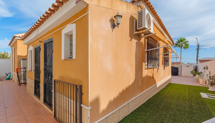 Resale - Chalet - Ciudad quesada - Ciudad Quesada - Rojales