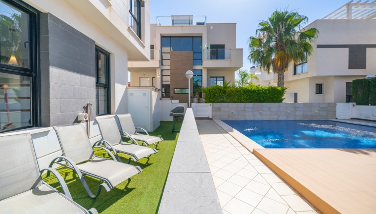 Resale - Chalet - Ciudad quesada - Ciudad Quesada - Rojales