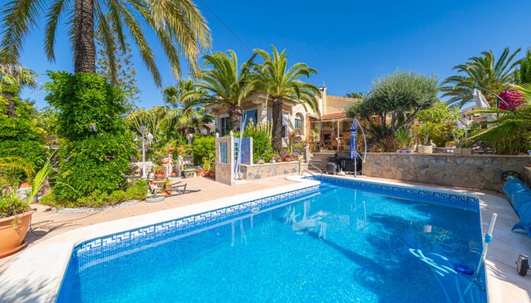 Resale - Chalet - Ciudad quesada - Rojales