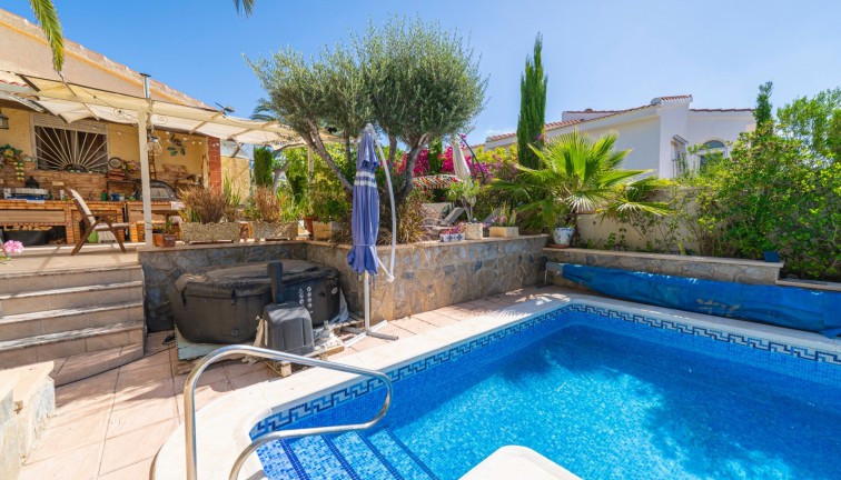 Resale - Chalet - Ciudad quesada - Rojales