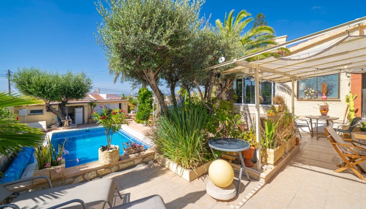 Resale - Chalet - Ciudad quesada - Rojales