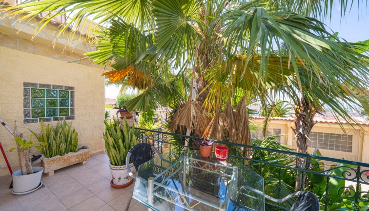 Resale - Chalet - Ciudad quesada - Rojales