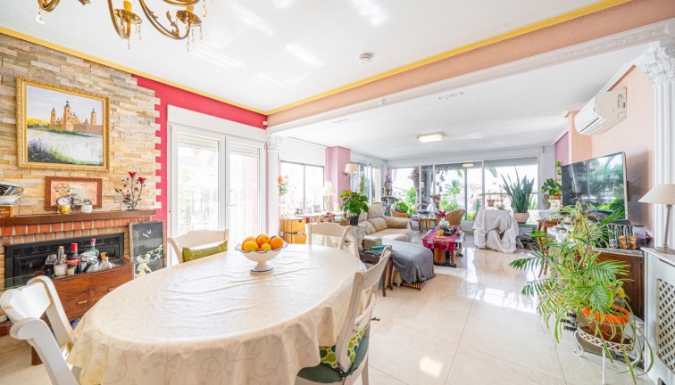 Resale - Chalet - Ciudad quesada - Rojales