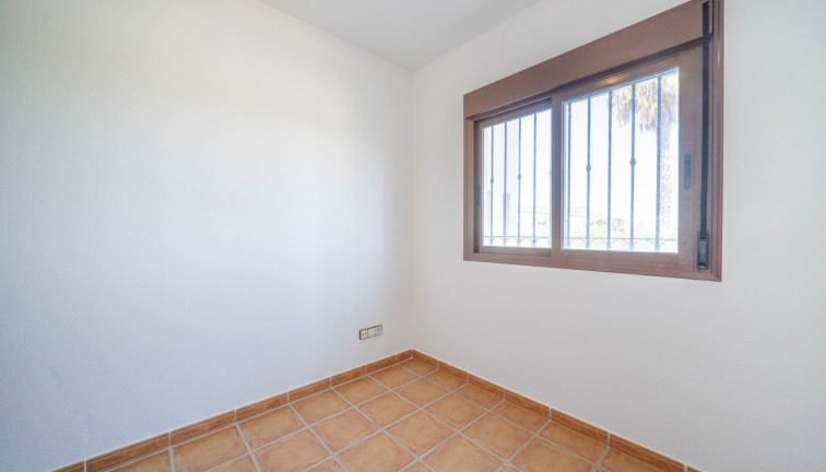 Jälleenmyynti - Paritalo/Rivitalo - Algorfa