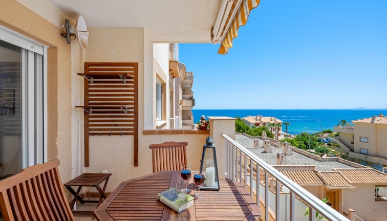 Jälleenmyynti - Asunto - Cabo Roig