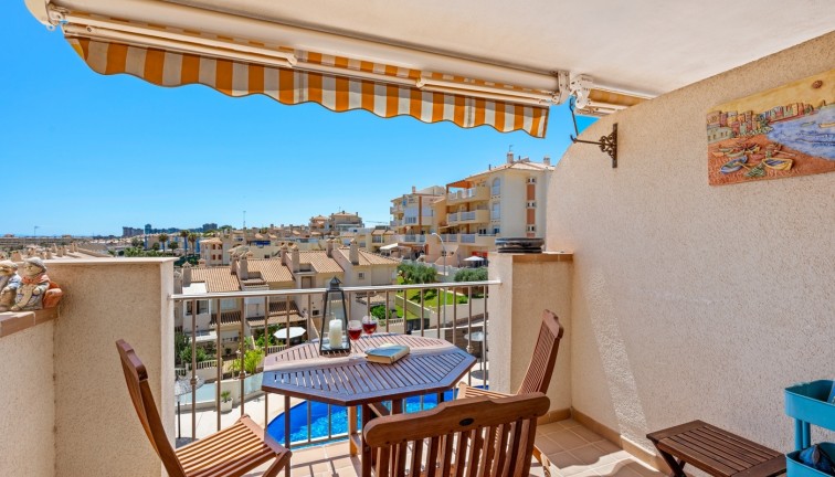 Jälleenmyynti - Asunto - Cabo Roig