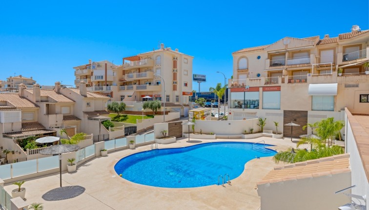 Jälleenmyynti - Asunto - Cabo Roig