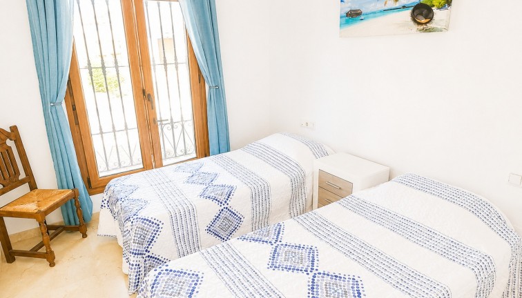 Resale - Semi-Detached - Algorfa - La Finca Golf
