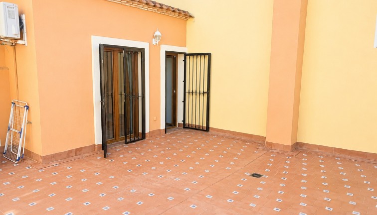 Resale - Semi-Detached - Algorfa - La Finca Golf