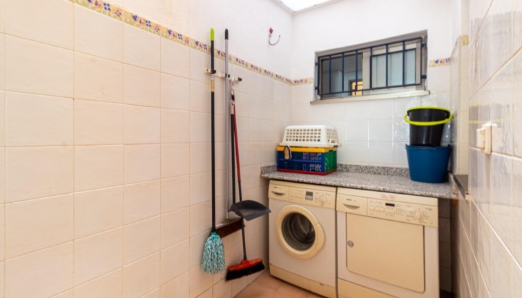 Reventa - Apartamento / piso - Torrevieja - Playa de los Locos
