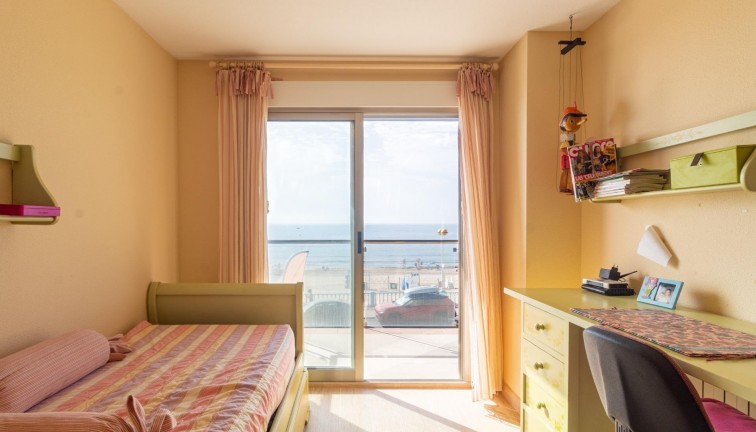 Reventa - Apartamento / piso - Torrevieja - Playa de los Locos