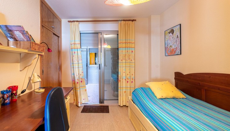 Reventa - Apartamento / piso - Torrevieja - Playa de los Locos