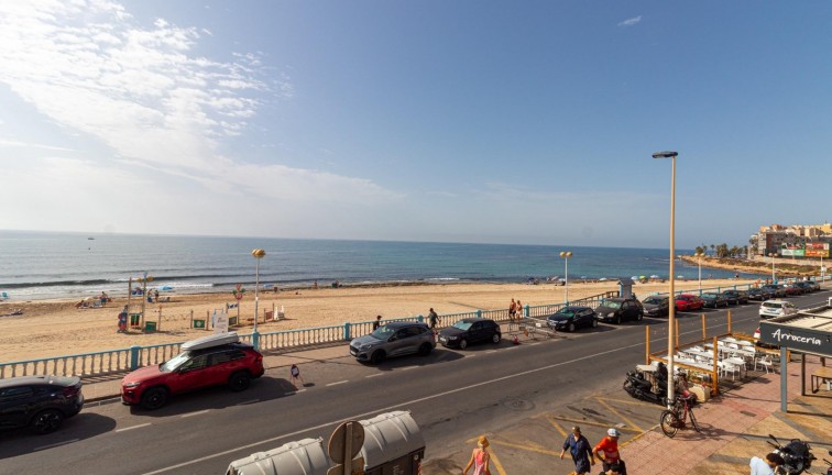 Reventa - Apartamento / piso - Torrevieja - Playa de los Locos