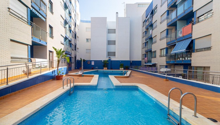 Reventa - Apartamento / piso - Torrevieja - Playa de los Locos