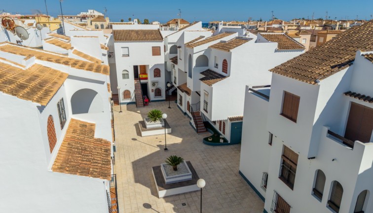 Jälleenmyynti - Duplex-asunto - Torrevieja