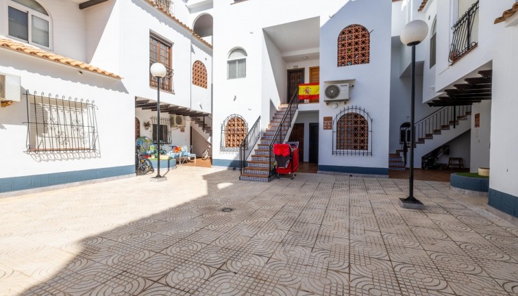 Jälleenmyynti - Duplex-asunto - Torrevieja