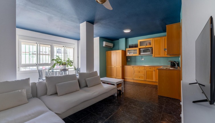 Jälleenmyynti - Duplex-asunto - Torrevieja