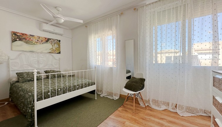 Reventa - Casa adosada - Orihuela Costa - La Zenia