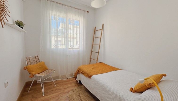 Reventa - Casa adosada - Orihuela Costa - La Zenia
