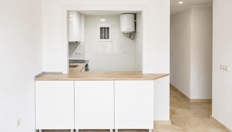 Resale - Apartment - Orihuela Costa - Campoamor