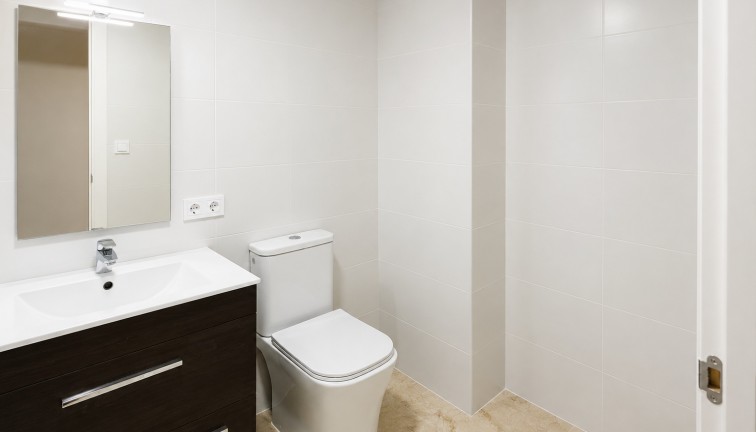 Resale - Apartment - Orihuela Costa - Campoamor