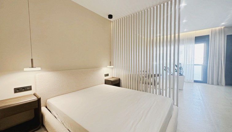 Jälleenmyynti - Duplex-asunto - Torrevieja
