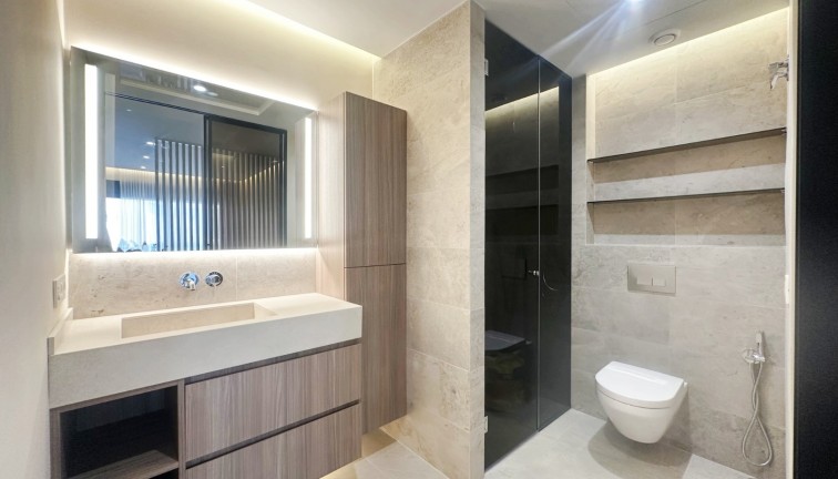 Jälleenmyynti - Duplex-asunto - Torrevieja