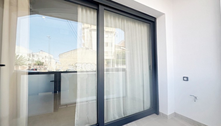 Reventa - Apartamento / piso - Torrevieja