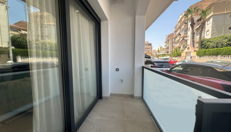 Reventa - Apartamento / piso - Torrevieja