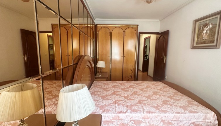 Reventa - Apartamento / piso - Torrevieja