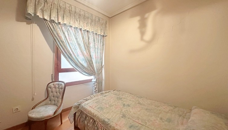 Reventa - Apartamento / piso - Torrevieja