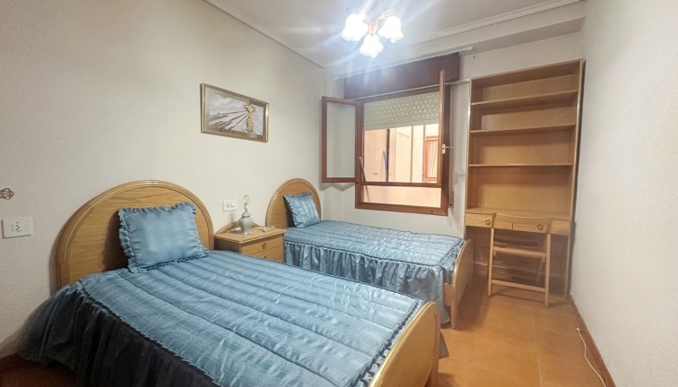 Reventa - Apartamento / piso - Torrevieja