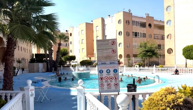 Reventa - Apartamento / piso - Torrevieja - San Luis